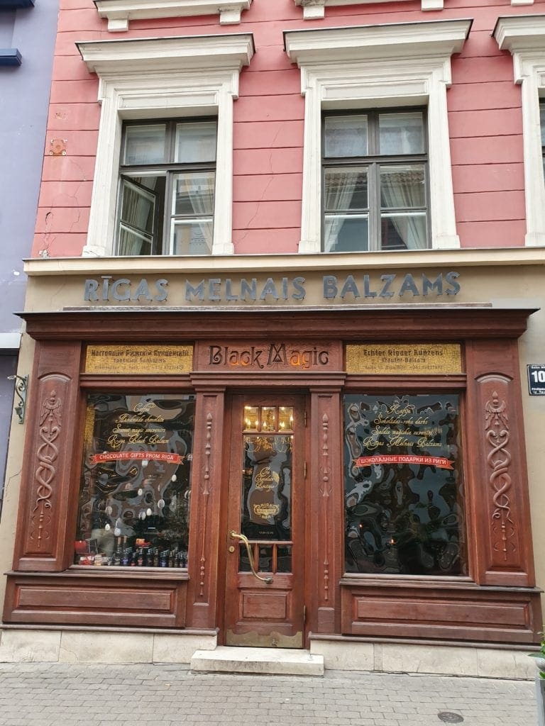 Schwarzer Zauberladen