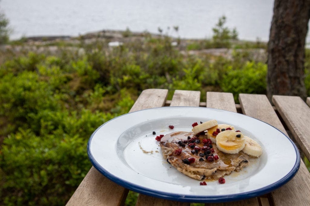 pannkakor med lönnsirap